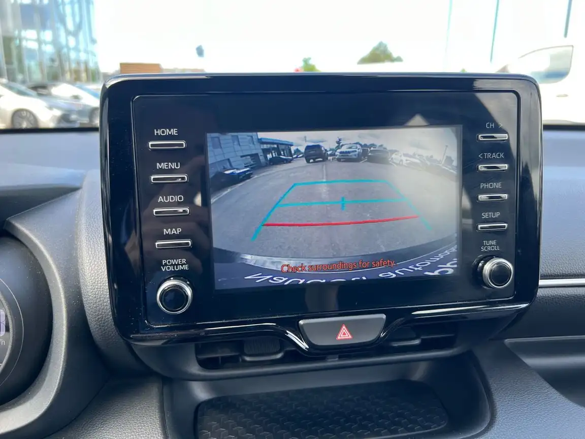 TOYOTA YARIS