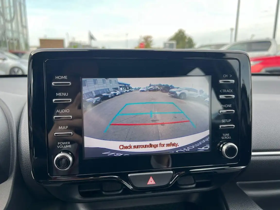 TOYOTA YARIS