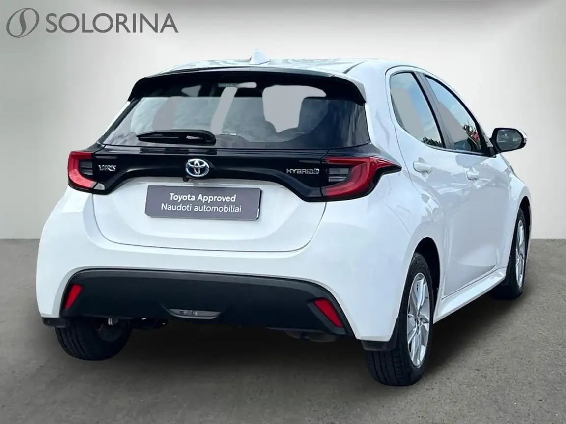 TOYOTA YARIS