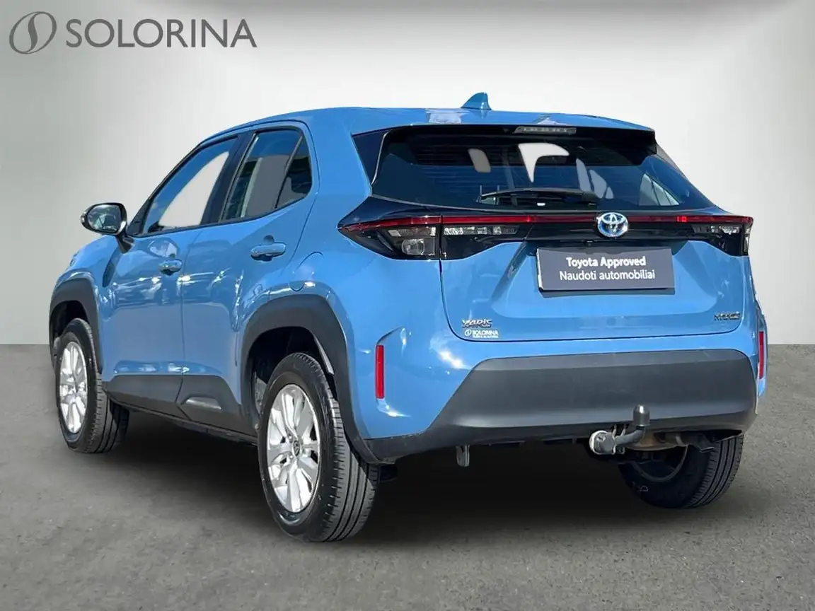 TOYOTA YARIS CROSS