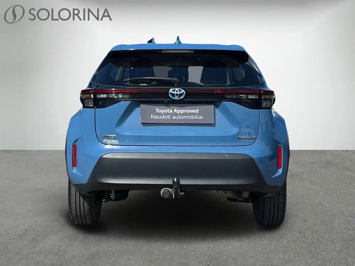 TOYOTA YARIS CROSS