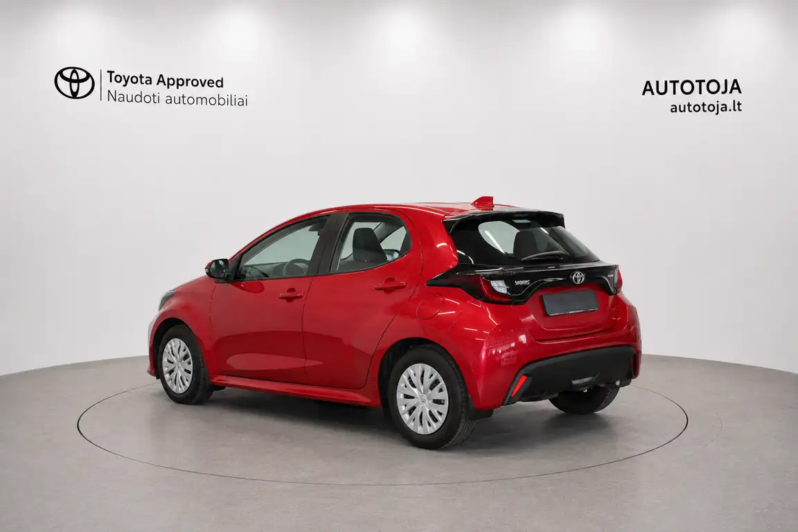 TOYOTA YARIS