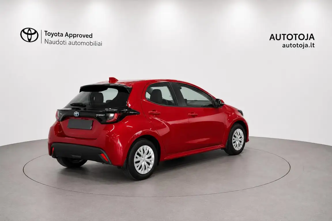 TOYOTA YARIS