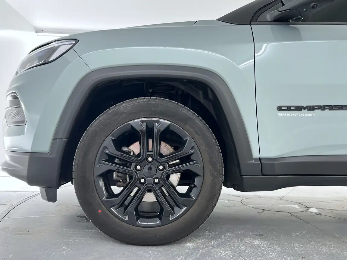JEEP COMPASS