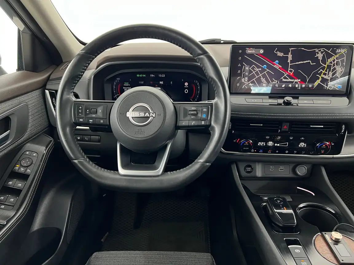 NISSAN X-TRAIL