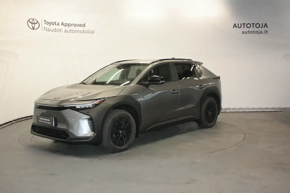 TOYOTA BZ