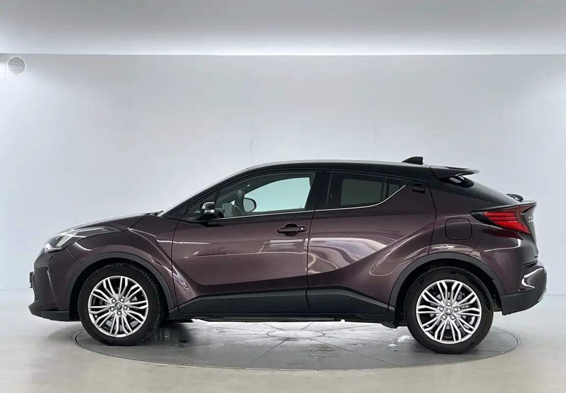 TOYOTA C-HR