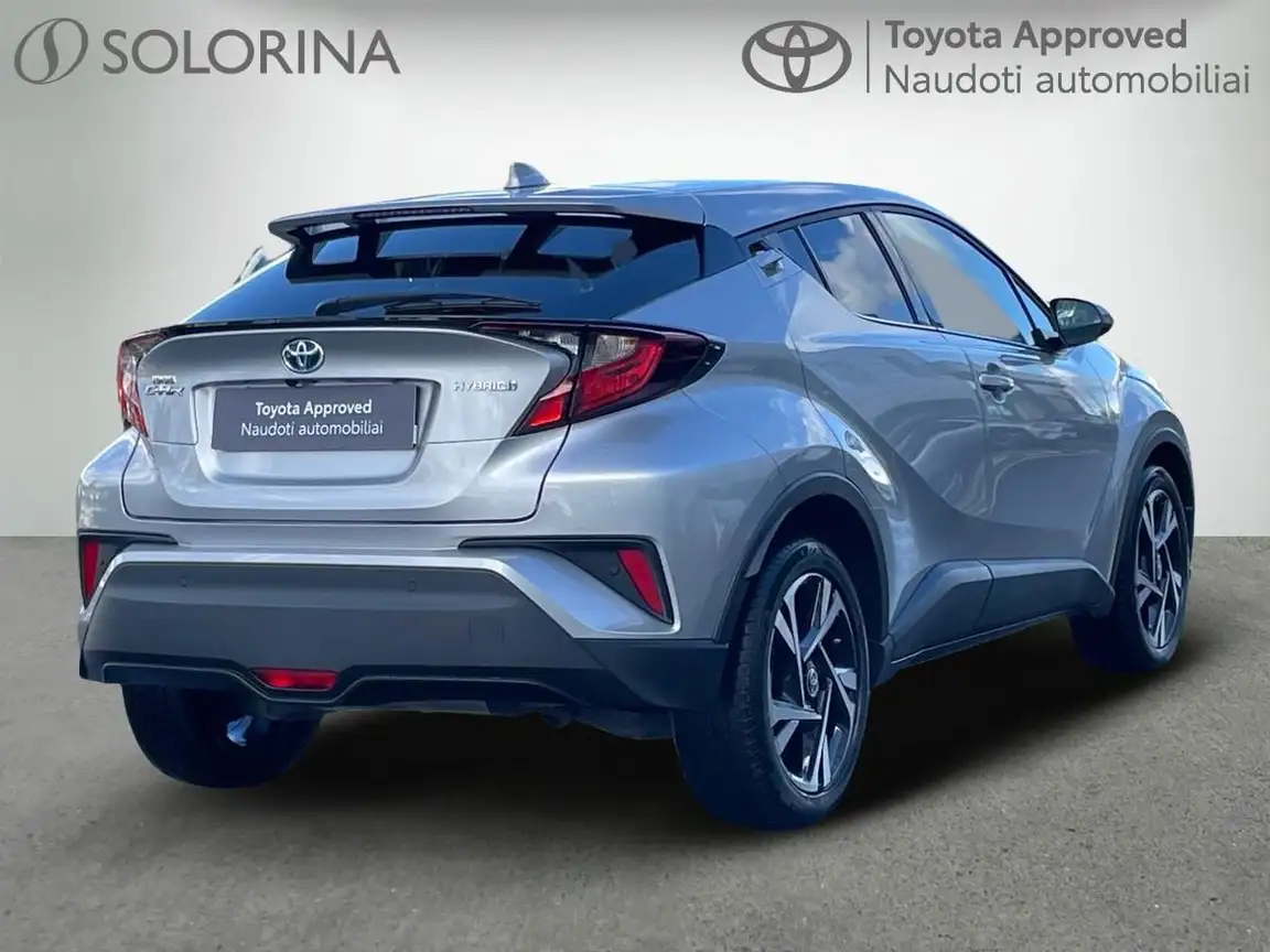 TOYOTA C-HR