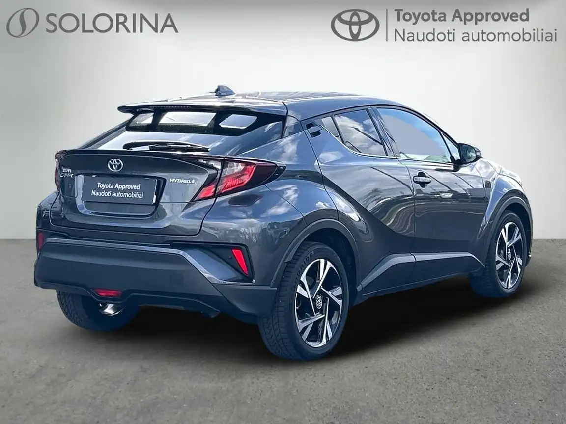 TOYOTA C-HR