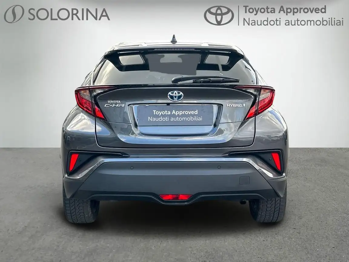 TOYOTA C-HR