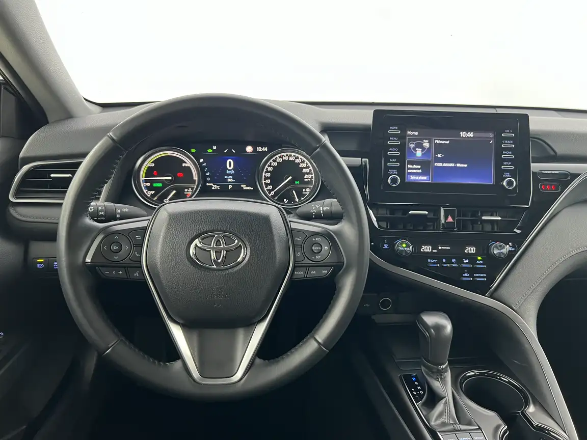 TOYOTA CAMRY