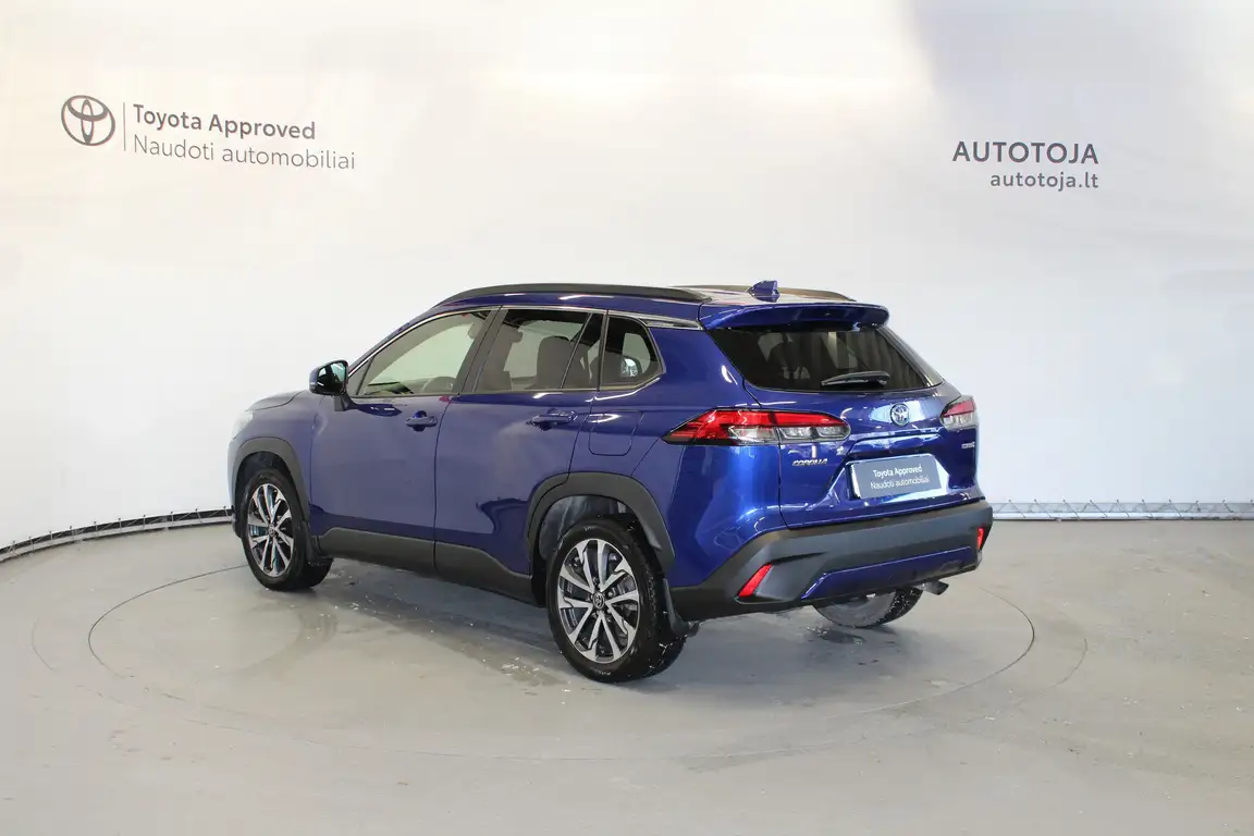 TOYOTA COROLLA CROSS