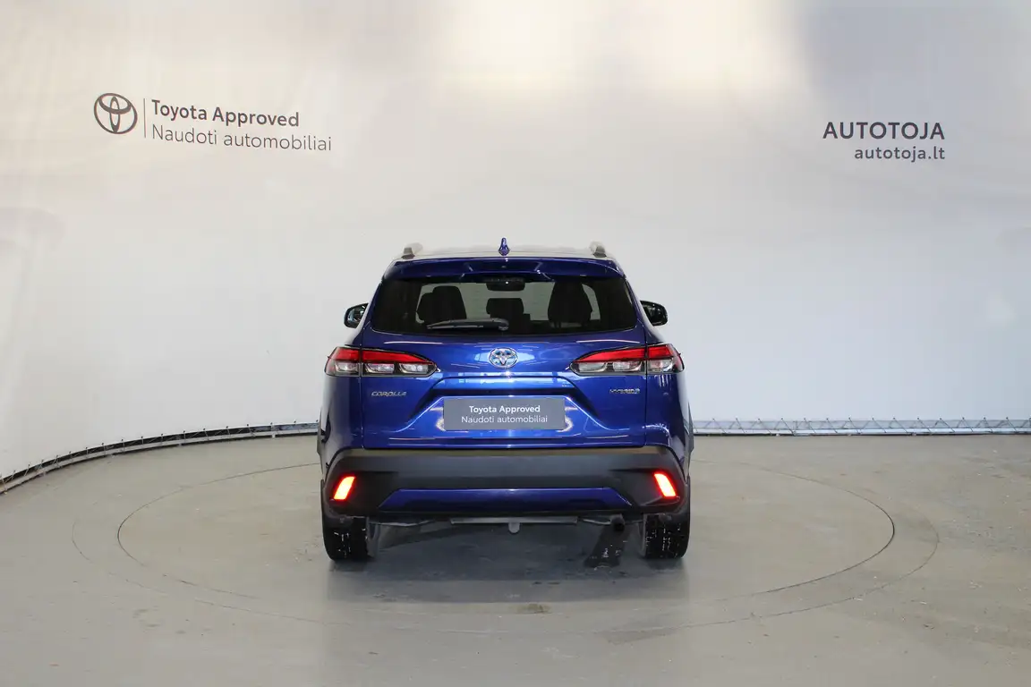 TOYOTA COROLLA CROSS