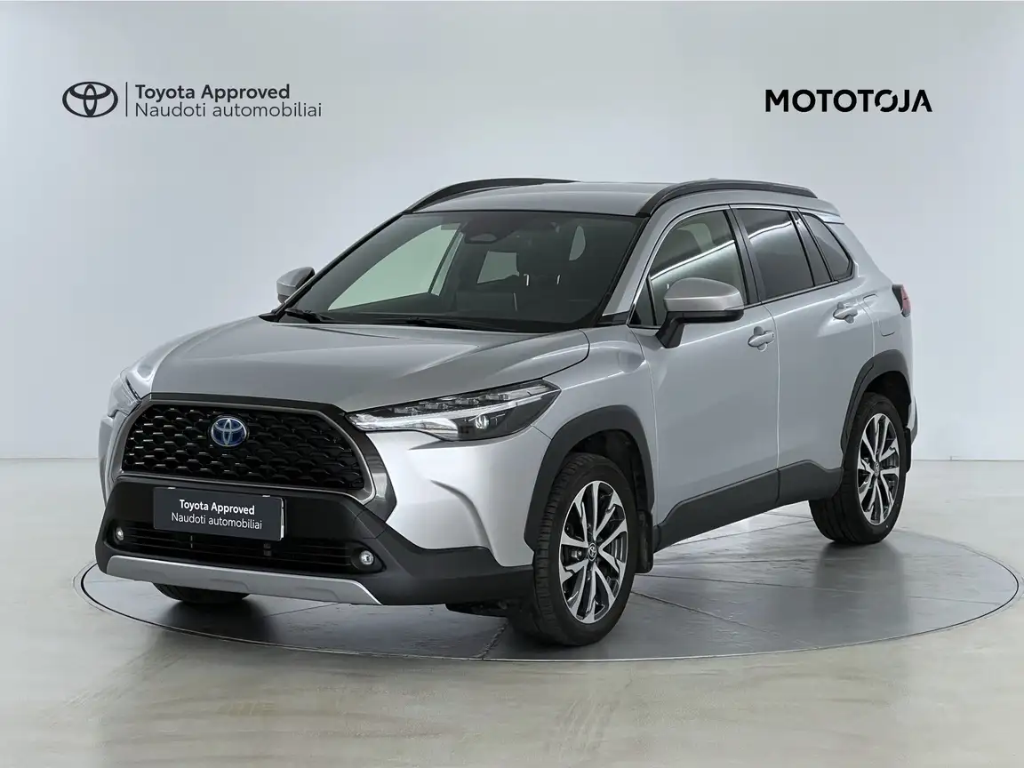 TOYOTA COROLLA CROSS