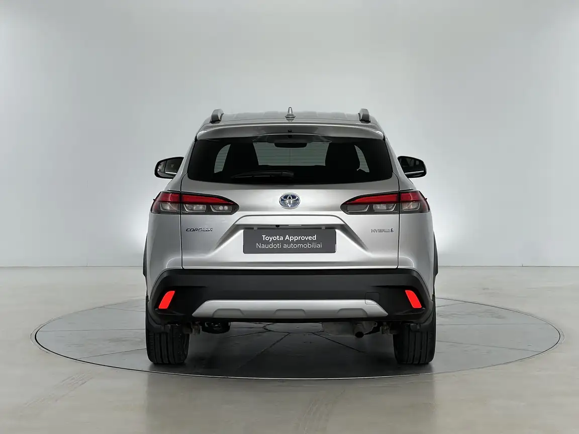 TOYOTA COROLLA CROSS