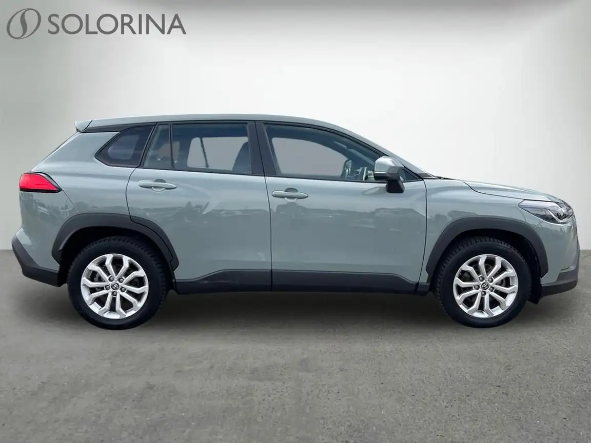 TOYOTA COROLLA CROSS