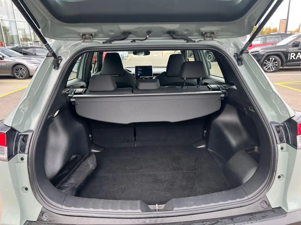TOYOTA COROLLA CROSS