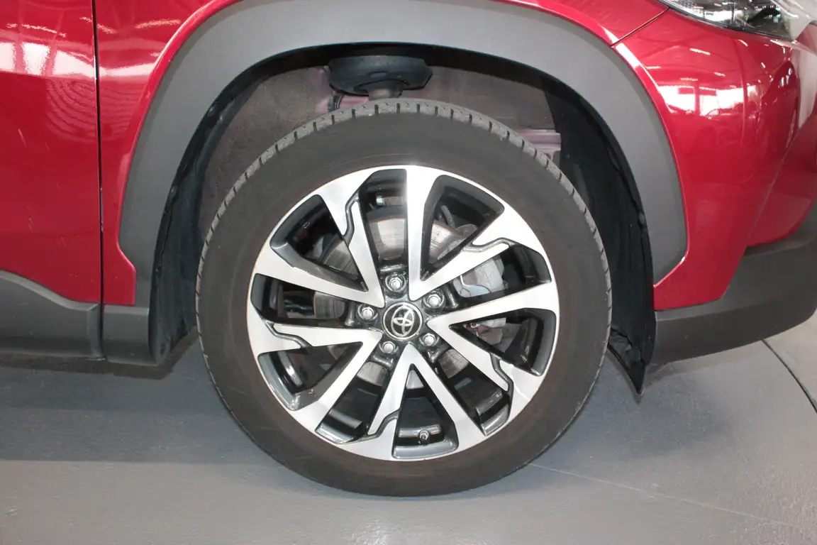 TOYOTA COROLLA CROSS