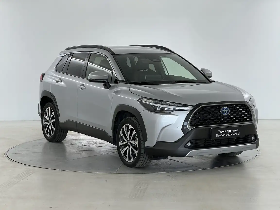 TOYOTA COROLLA CROSS