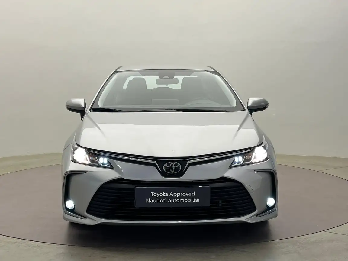 TOYOTA COROLLA