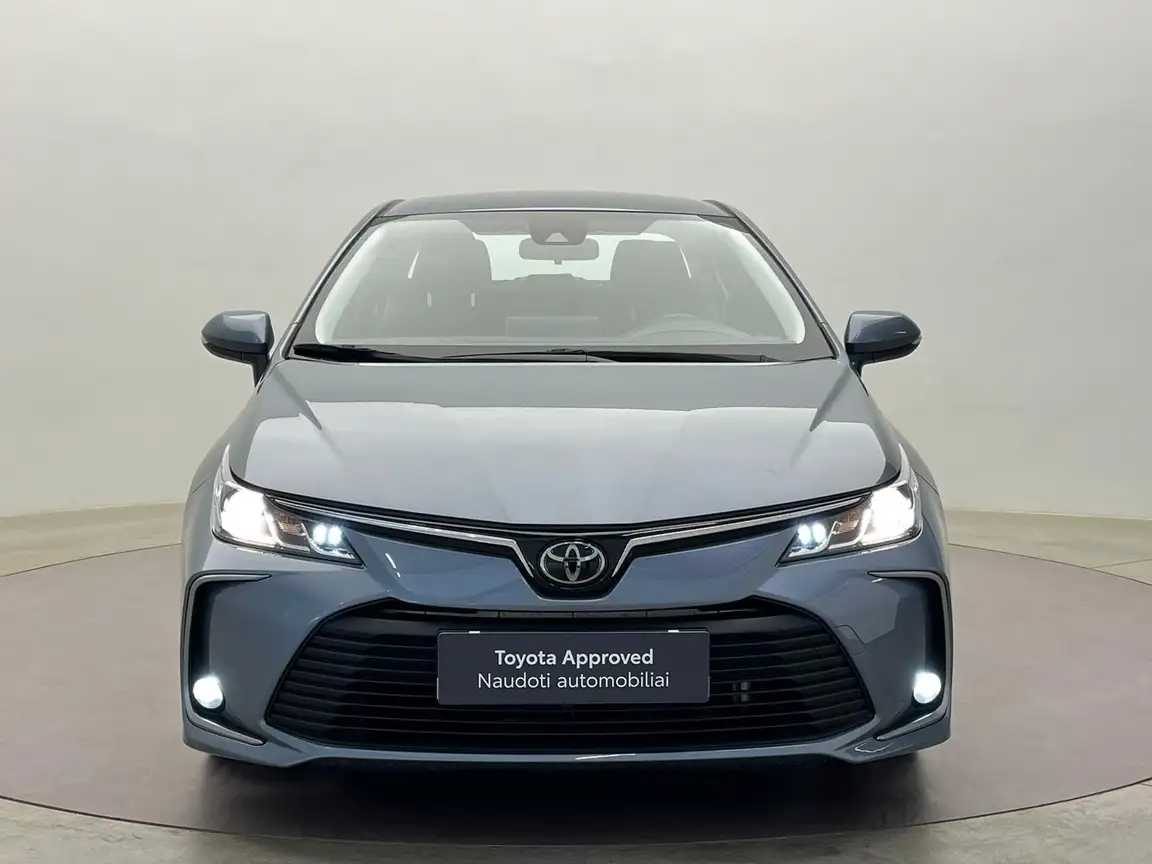 TOYOTA COROLLA