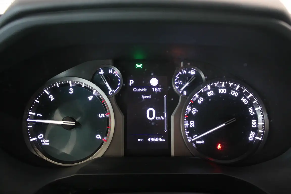 TOYOTA LAND CRUISER