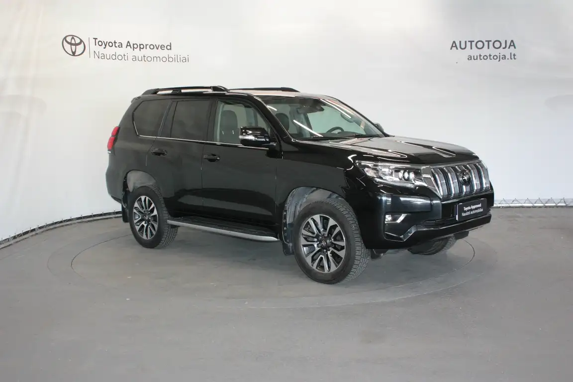 TOYOTA LAND CRUISER