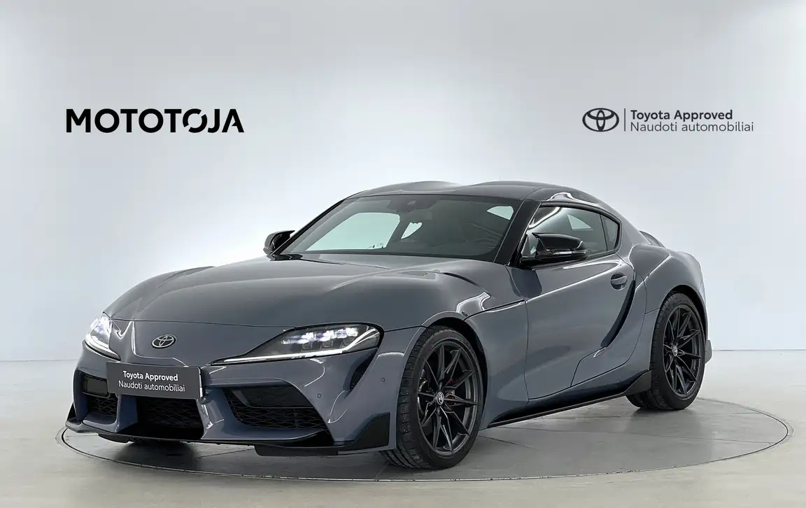 TOYOTA SUPRA