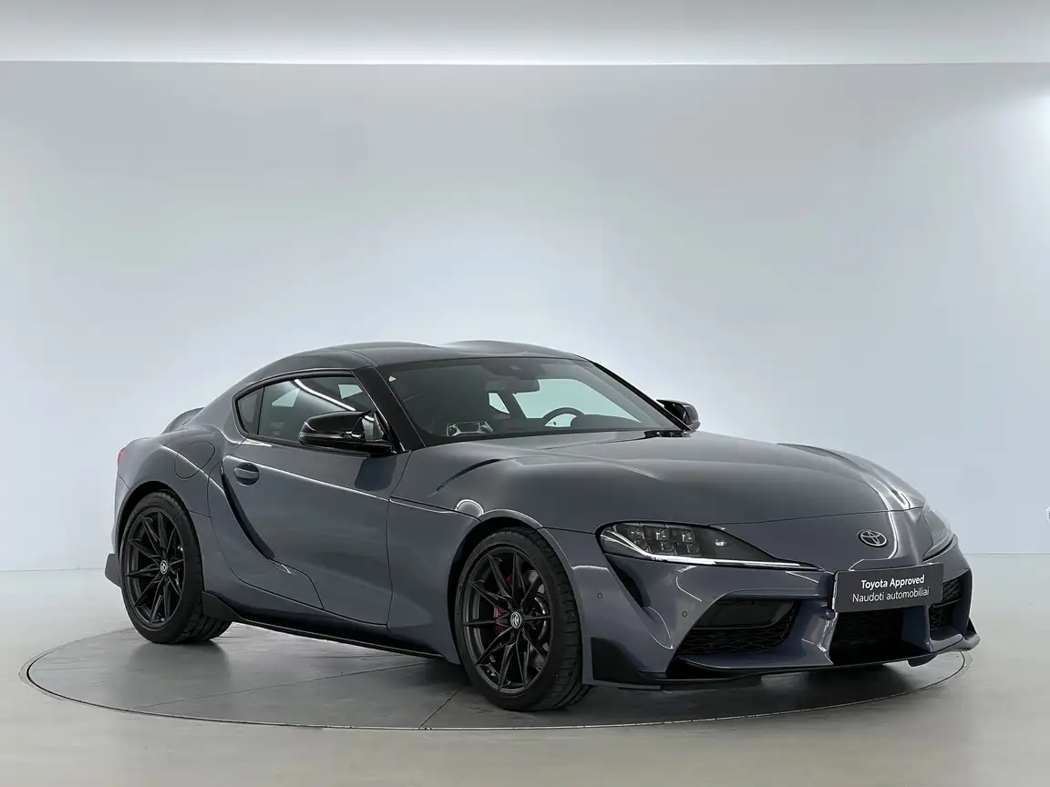 TOYOTA SUPRA