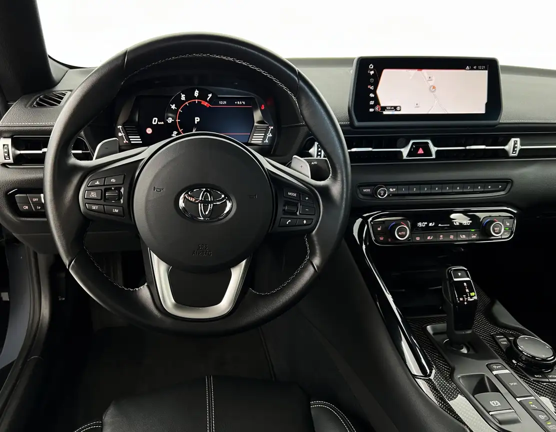 TOYOTA SUPRA