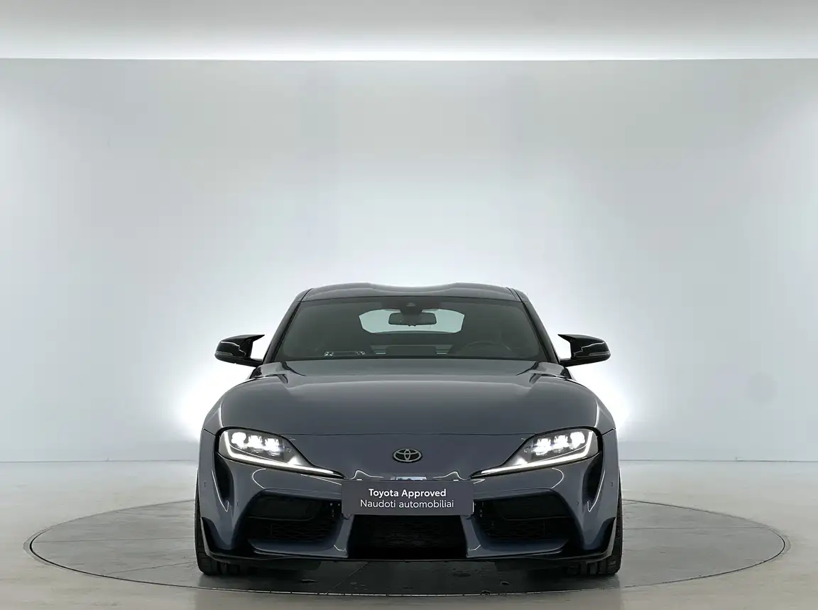TOYOTA SUPRA