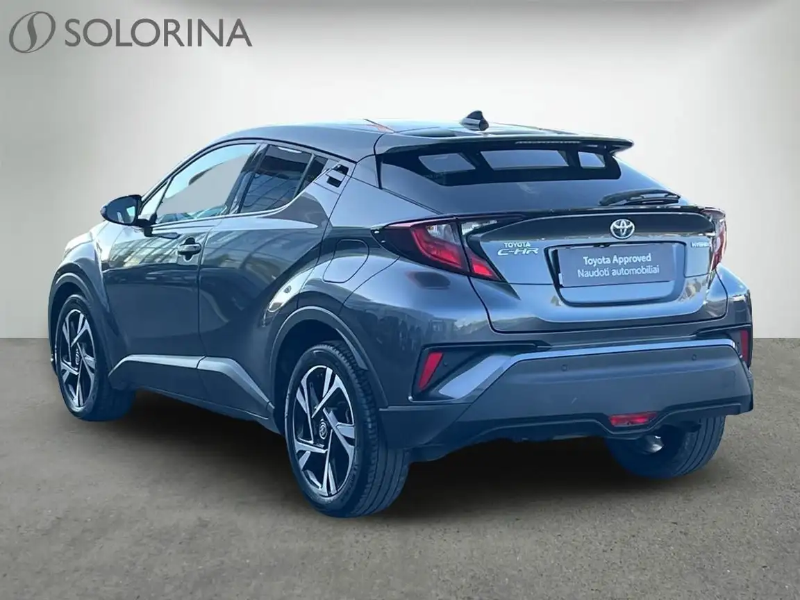 TOYOTA C-HR