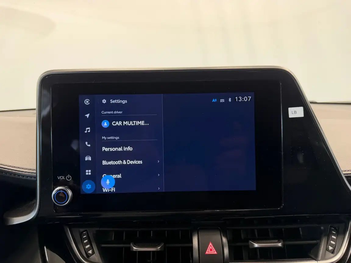 TOYOTA C-HR