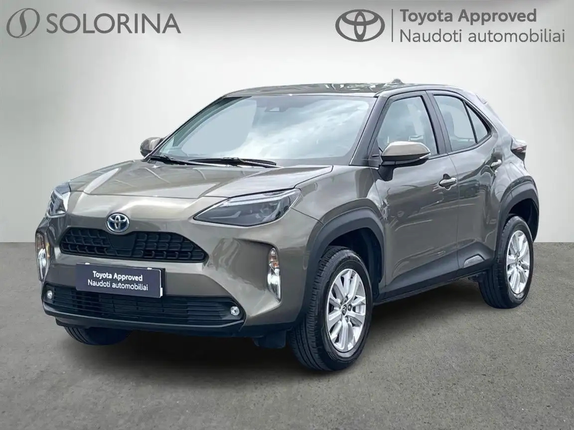 TOYOTA YARIS CROSS