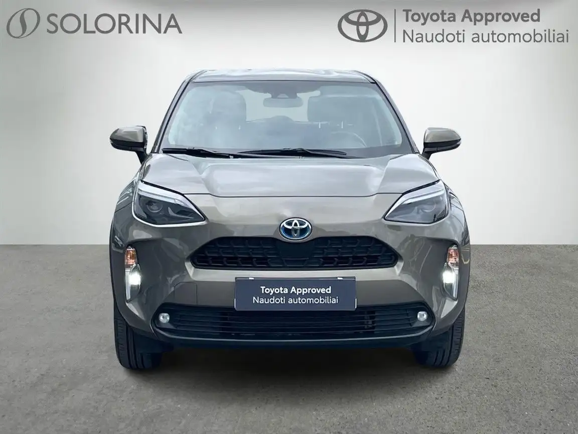TOYOTA YARIS CROSS
