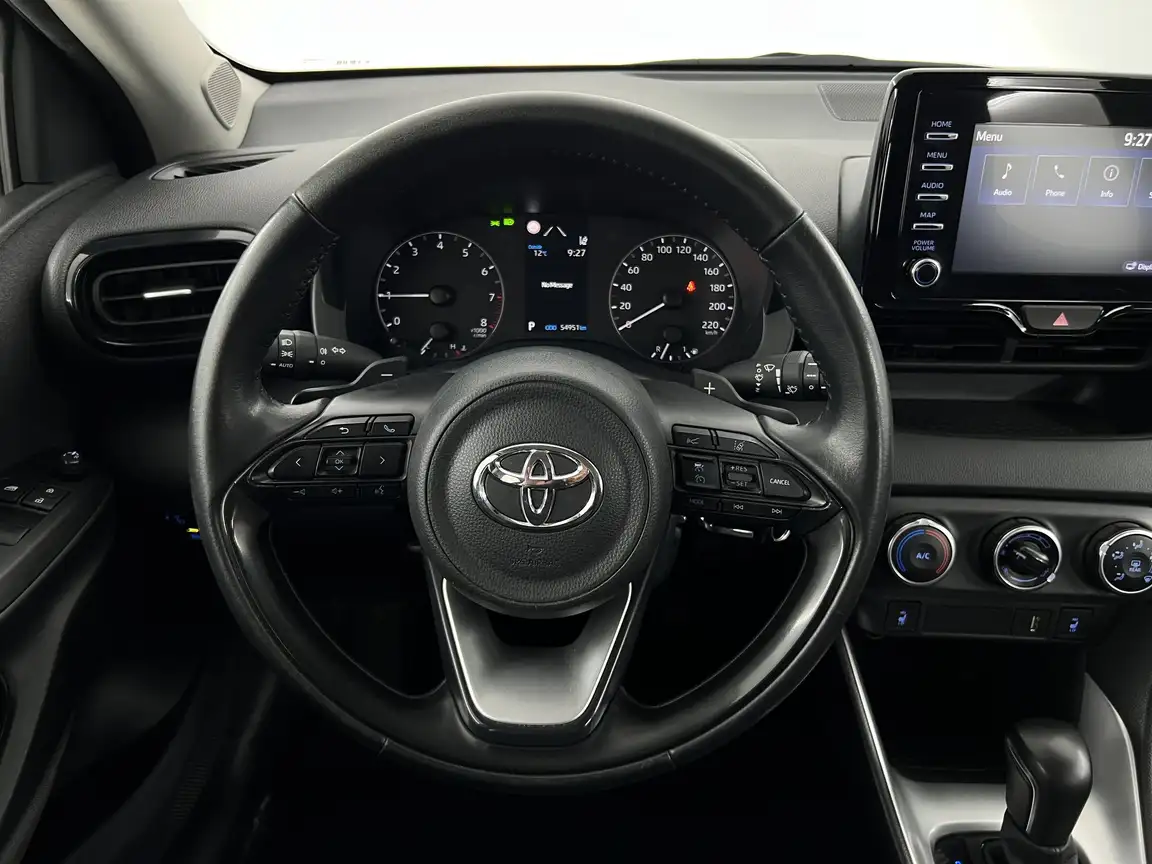 TOYOTA YARIS