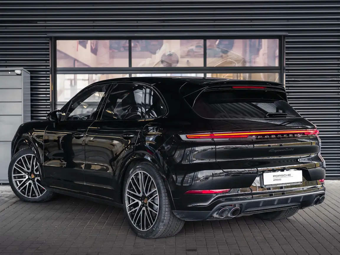 PORSCHE CAYENNE