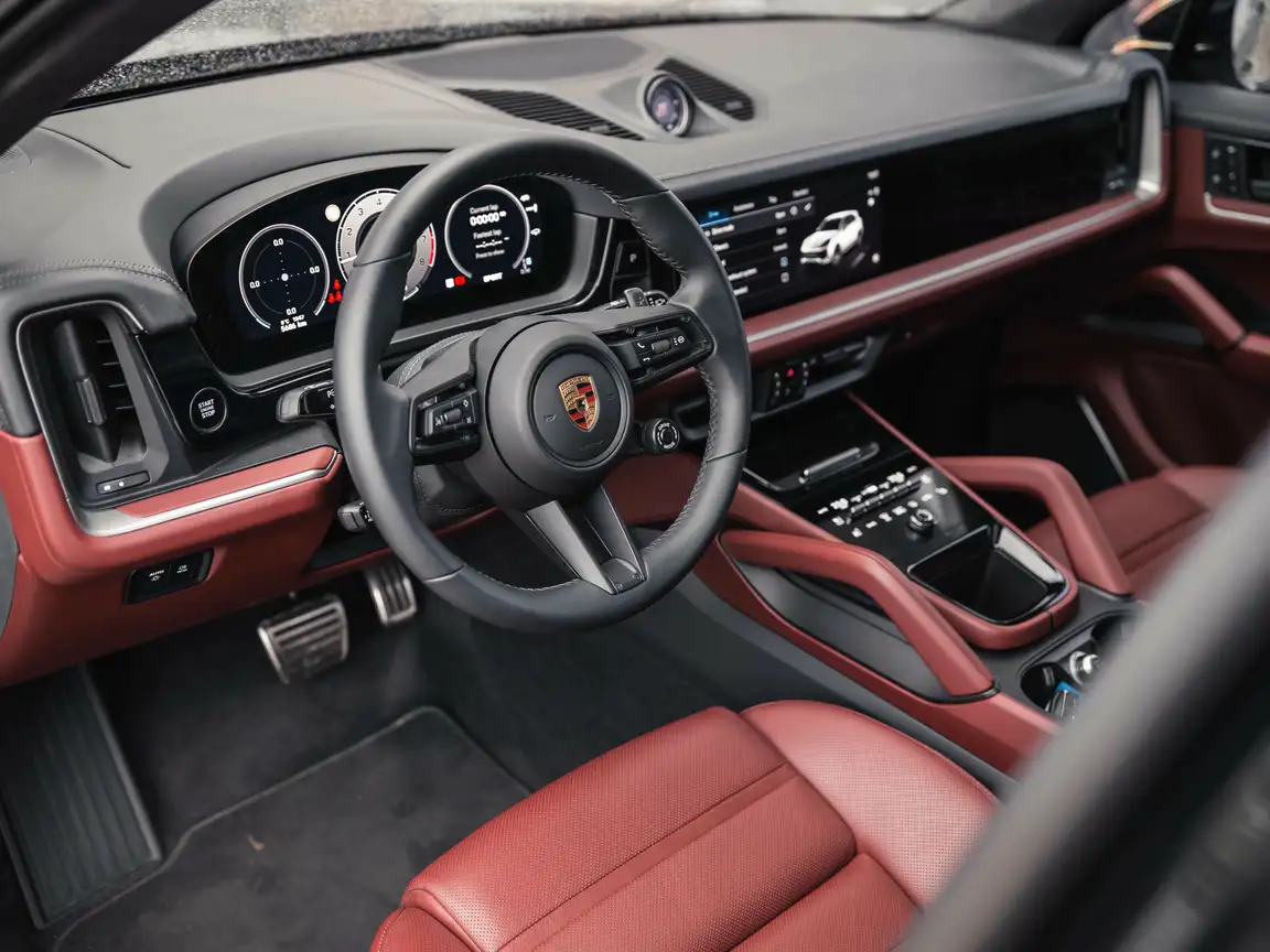PORSCHE CAYENNE
