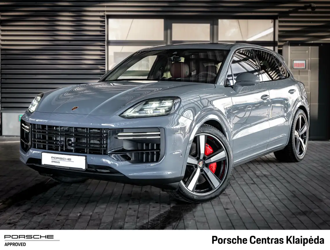 PORSCHE CAYENNE