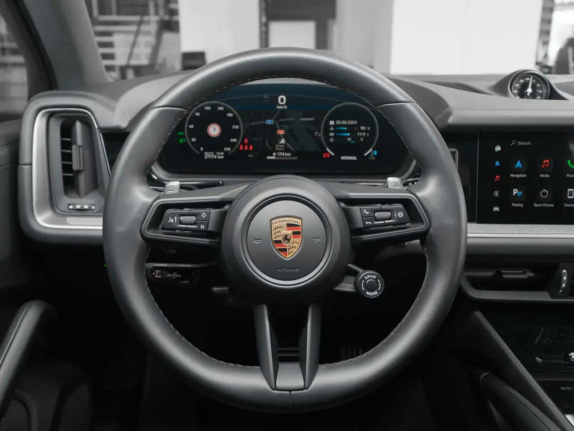 PORSCHE CAYENNE