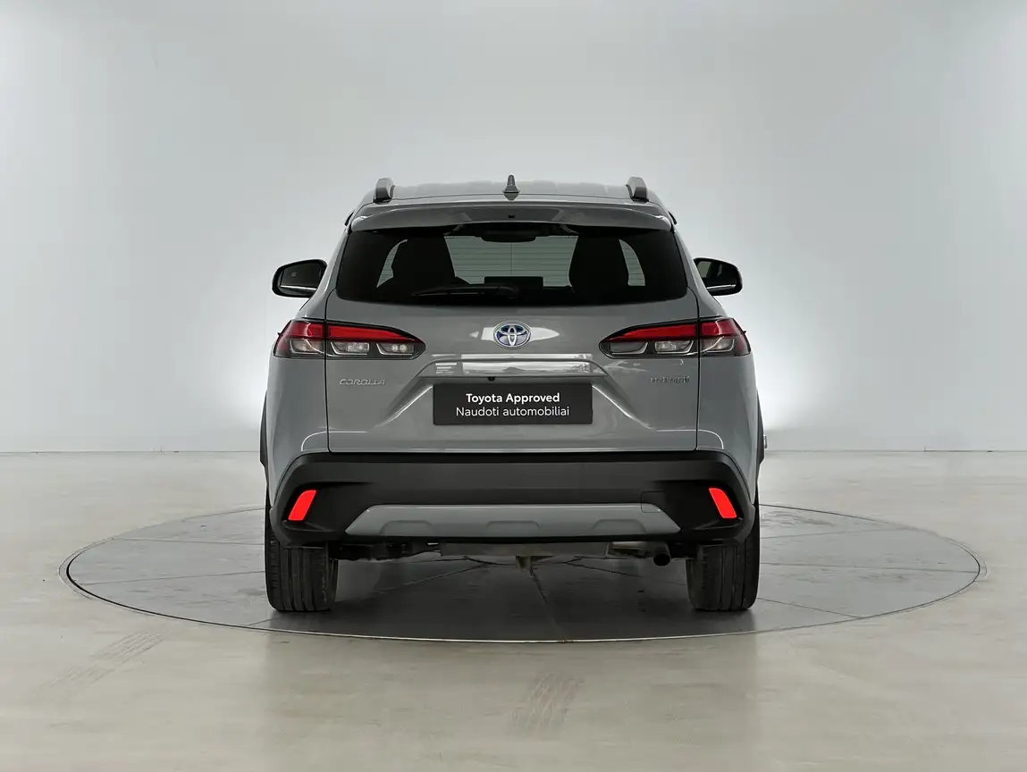 TOYOTA COROLLA CROSS