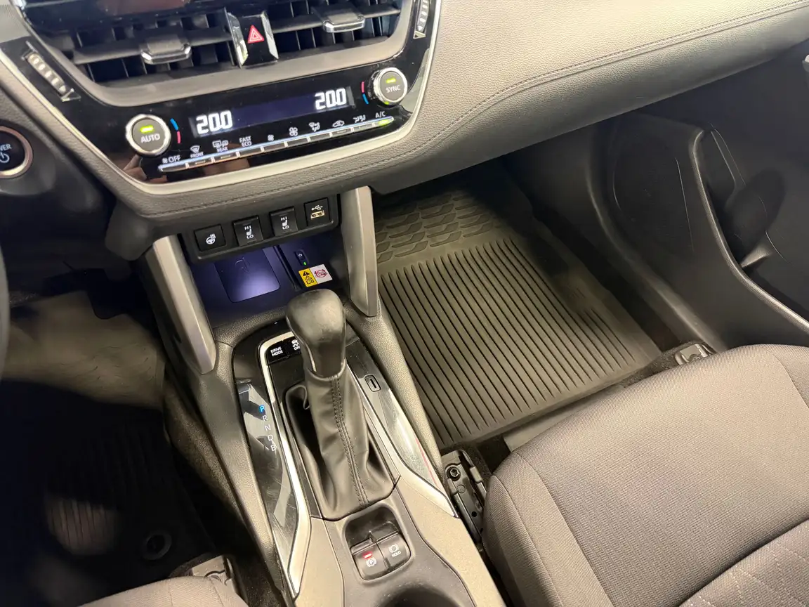TOYOTA COROLLA CROSS