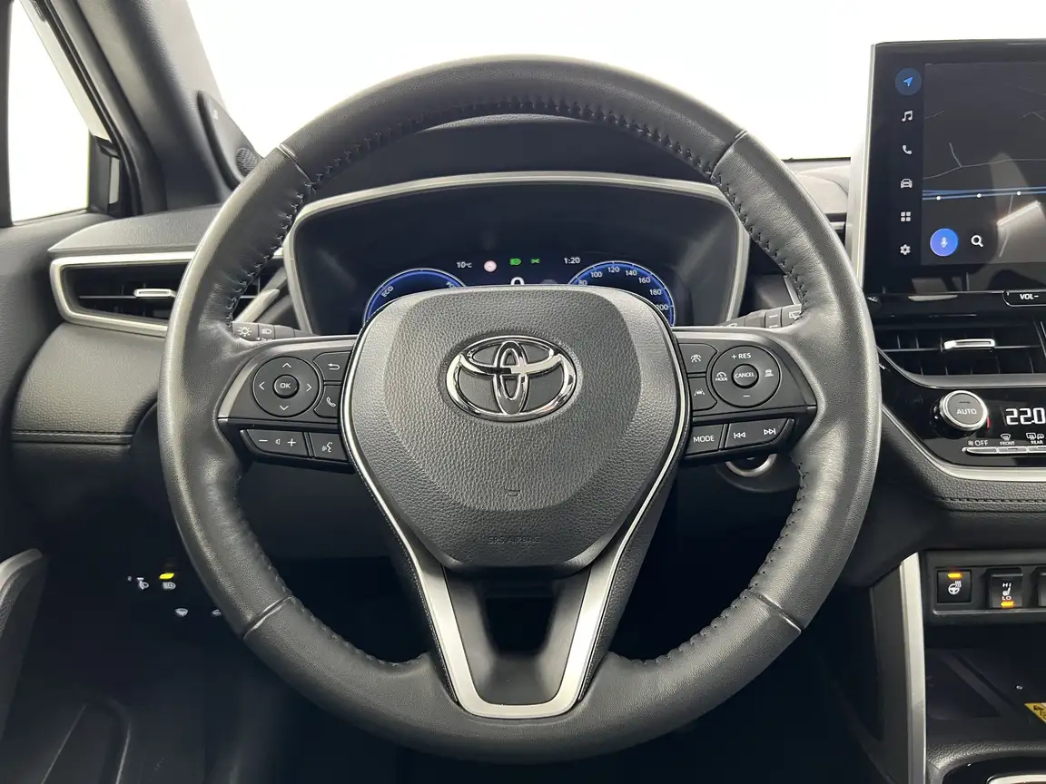 TOYOTA COROLLA CROSS