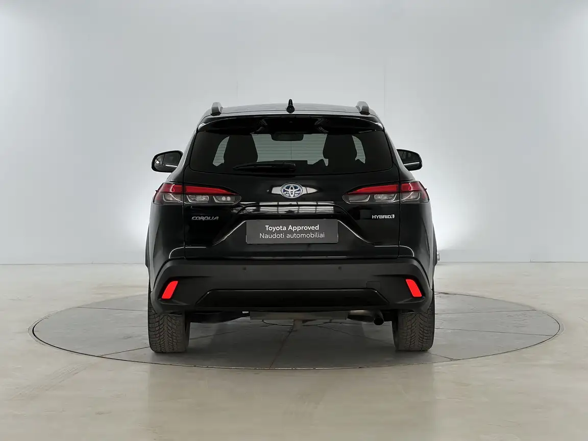 TOYOTA COROLLA CROSS