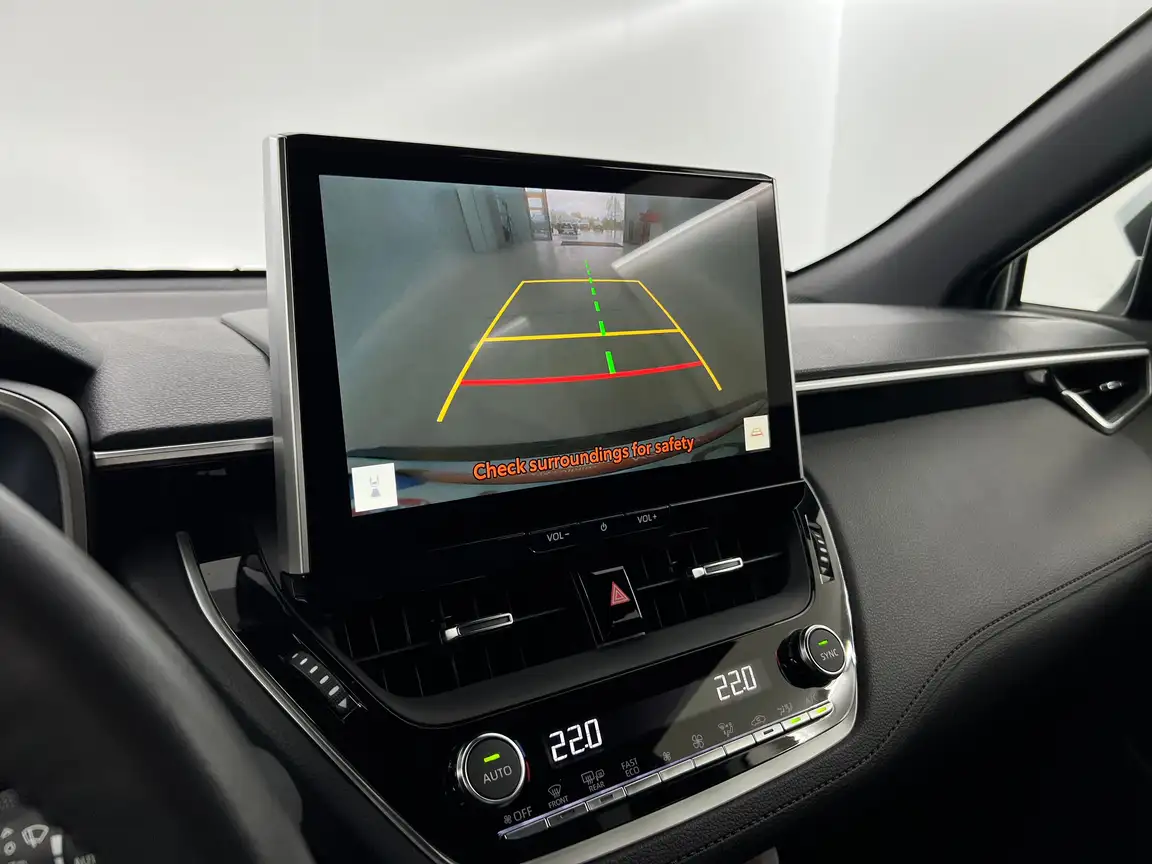 TOYOTA COROLLA CROSS