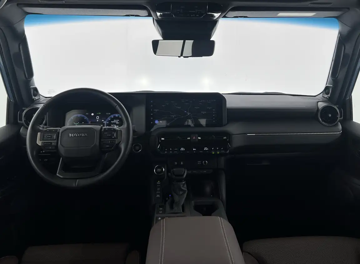 TOYOTA LAND CRUISER