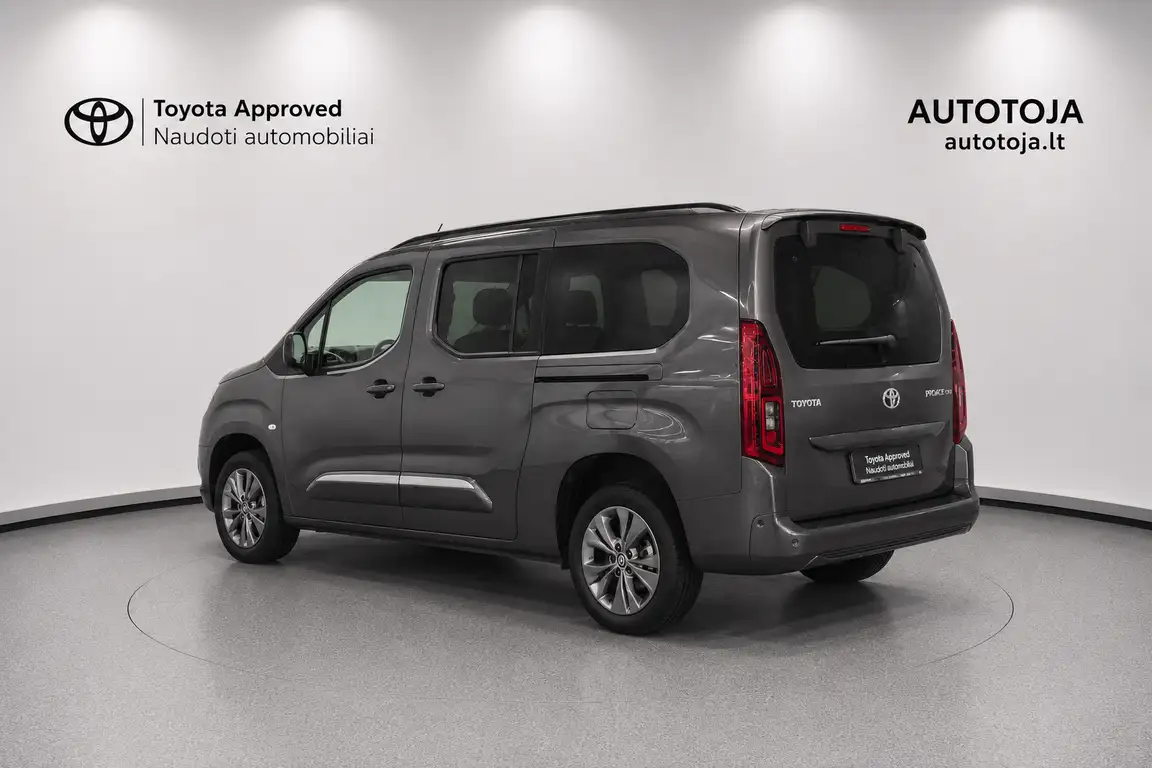 TOYOTA PROACE CITY VERSO