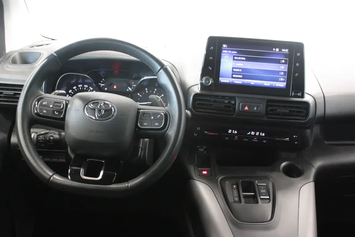 TOYOTA PROACE CITY VERSO