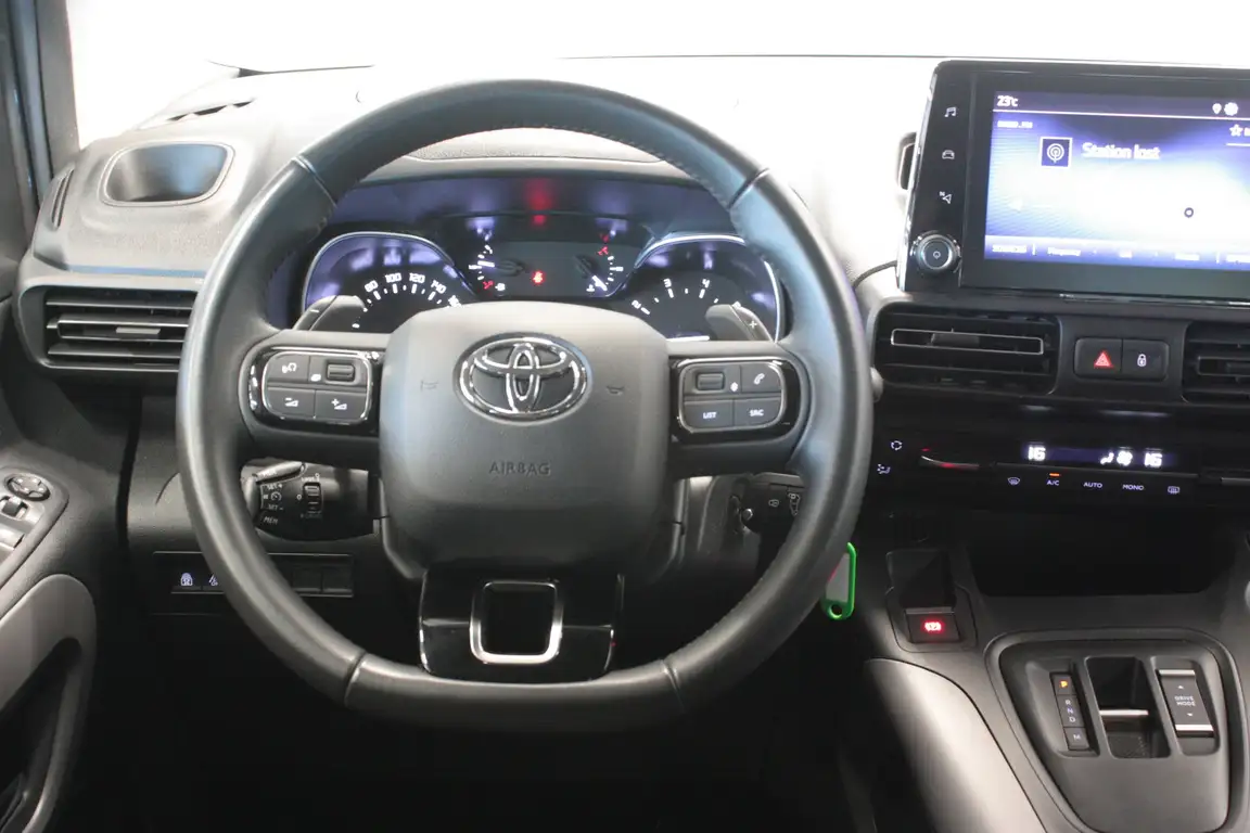 TOYOTA PROACE CITY VERSO