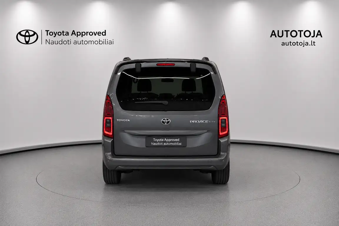 TOYOTA PROACE CITY VERSO